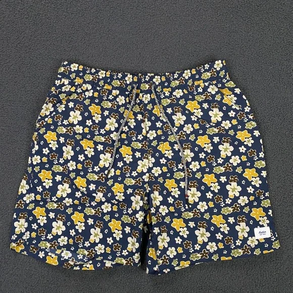 Katin Poolside Volley Swim Shorts Mens Small Floral Mesh Lined Trunks NWOT