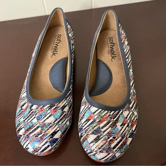 SoftWalk Women's Napa Ballet Flat leather blue multi arch support   9W NWOT