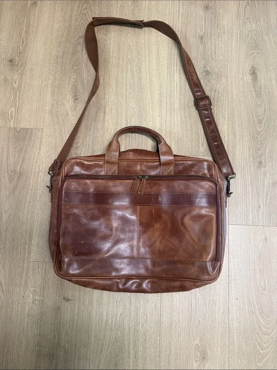 Leather Briefcase 18” Messenger Bag in Brown