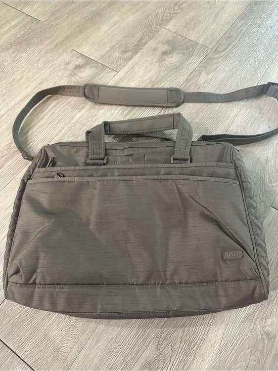 Lug Minibus Gray Brushed Pearl Carry All Travel Duffel Bag