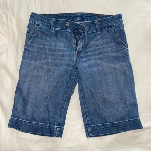 Citizens of Humanity Light Wash Denim Shorts Bermuda Long Shorts Sz 27