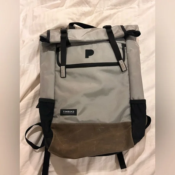 TIMBUK2 One‎ Love Gray Black Foldover Laptop Computer Padded Backpack Travel