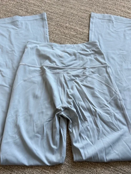 Lululemon Groove Super-High-Rise Flared Pant Nulu Chambray