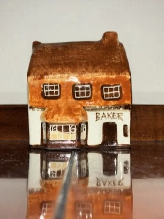 Vintage Mudlen End Studio Hand-Painted Ceramic Cottage Bakery 29 Suffolk England