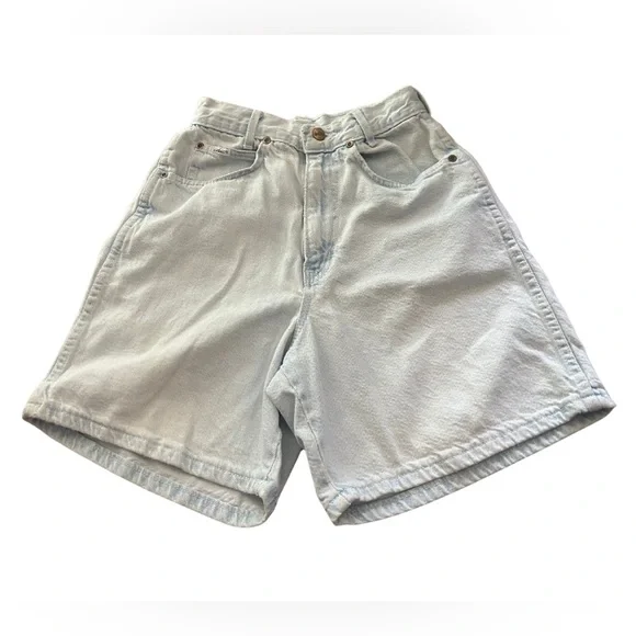 Vintage Chic High Rise Long Denim Shorts | Light Blue | W23 (Vintage Size 4)
