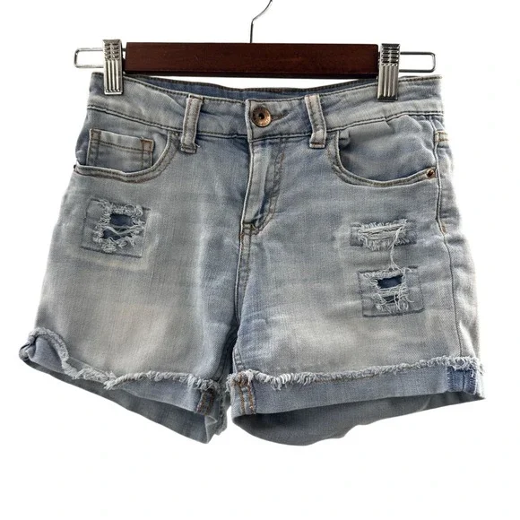 Distressed Light Blue Denim Shorts Vanilla Star Mid Rise Midi Length Jean Size 0