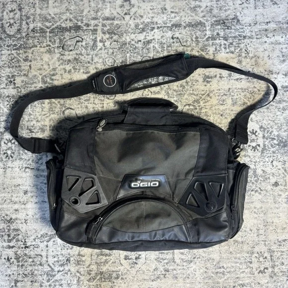 Ogio Travel Manipulator Laptop Bag Black Preowned