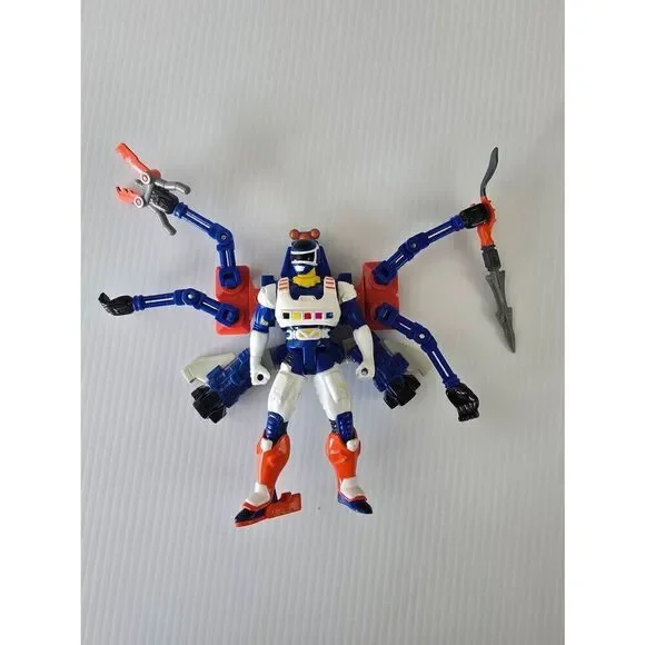 Power Rangers in Space Blue Battlized Ranger