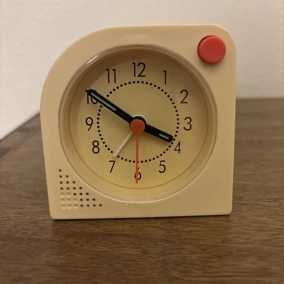 IKEA TJINGA‎ Alarm Clock Battery Bedside Small Travel Clock Pale Yellow Works