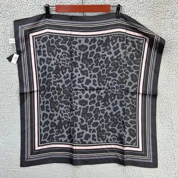 Banana Republic Leopard Print Square Scarf Womens One Size Black Silk Blend Chic