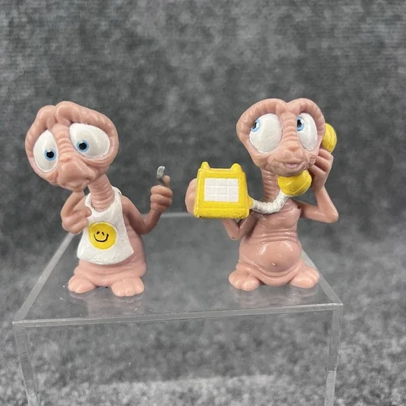 Lot Of 2 ET Extra Terrestrial PVC Toy Figurine 1988 Applause Bib & On Phone