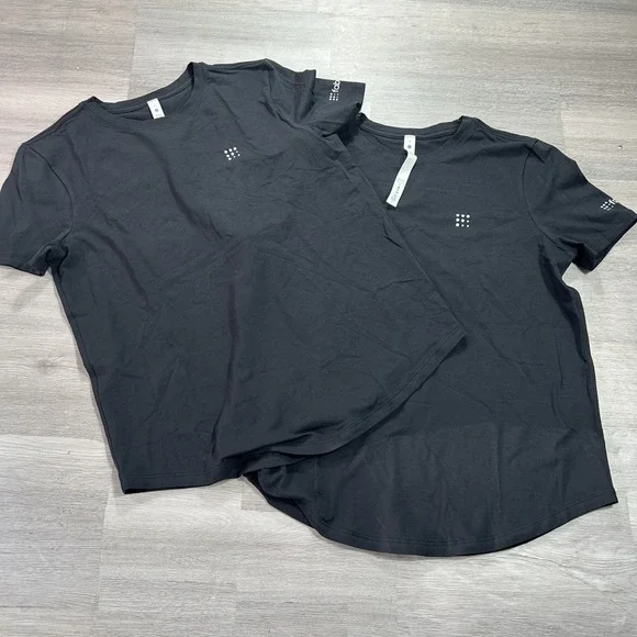NEW Set of 2 Lululemon Shirt Womens 6 Black Crew Neck Stretch LW3EYDS