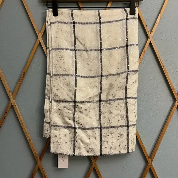 NWT Lands’ End Wool Blend Scarf
