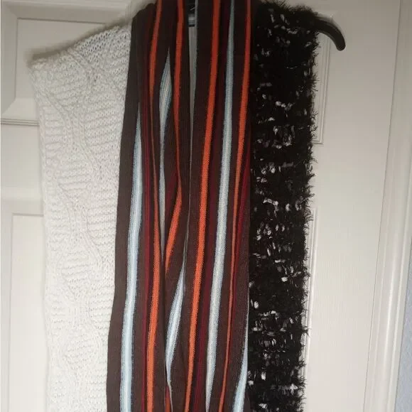 Lot of 3 Pieces White Black Striped Knitted Fringed Women's Scarfs