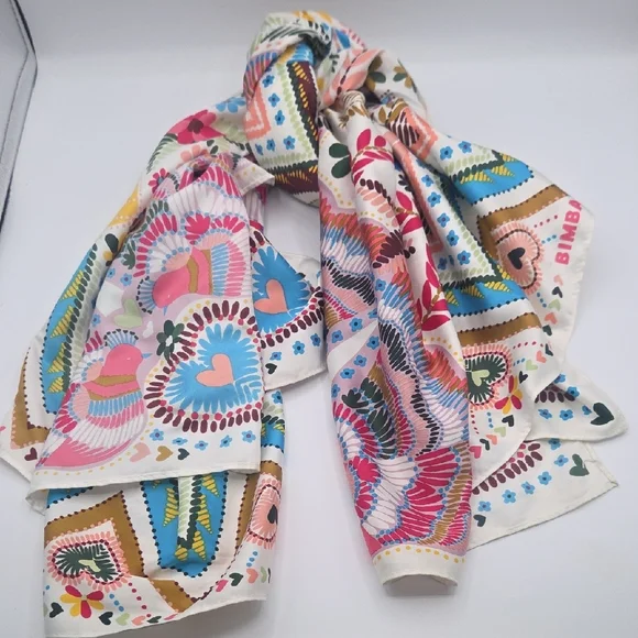 BIMBA Multicolor Heart Motif Silk-Feel Scarf