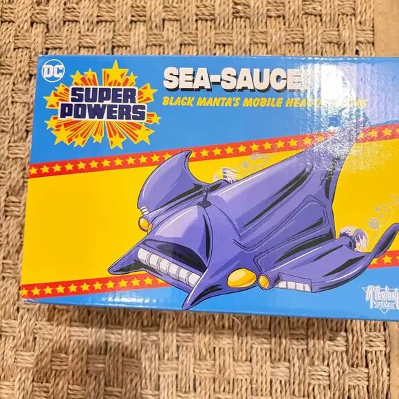 McFarlane Toys DC Super Powers Sea-Saucer Black Manta's Mobile Headquarters NEW