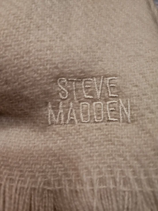 Steve Madden Light Beige Knit Scarf with Embroidered Logo