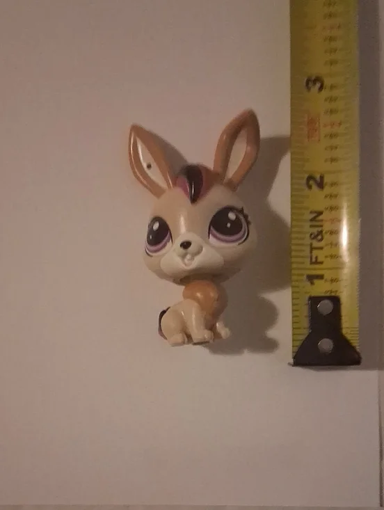 Soo Cute Littlest Pet Bunny Rabbit Lapina Lotsley Action Figure