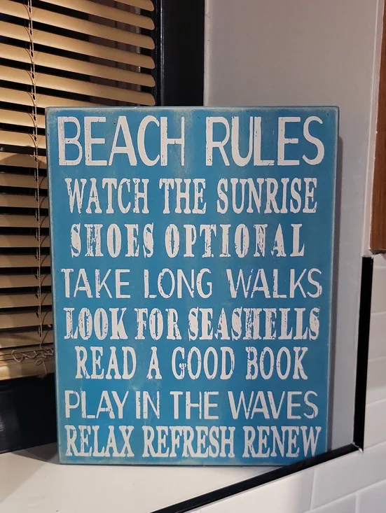 🩵 Distressed Beach Rules Wooden Sign!