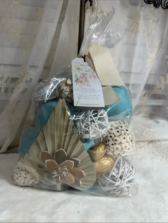 Decorative beach potpourri bag