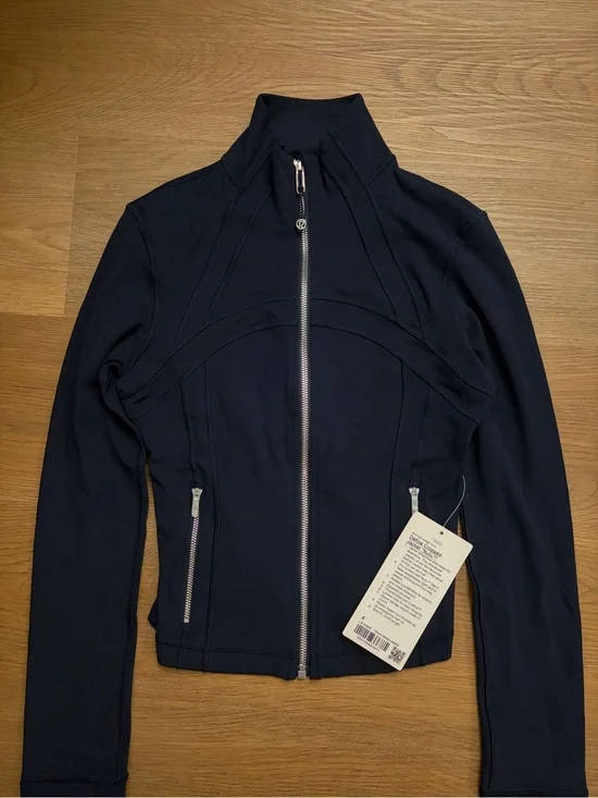Lululemon Define Cropped Jacket NWT Navy 4