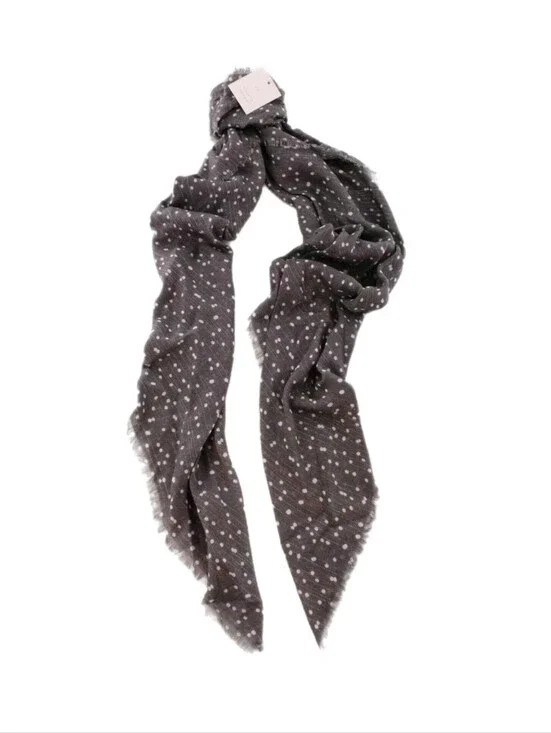 Laura Conrad Gray Evening Scarf NWT