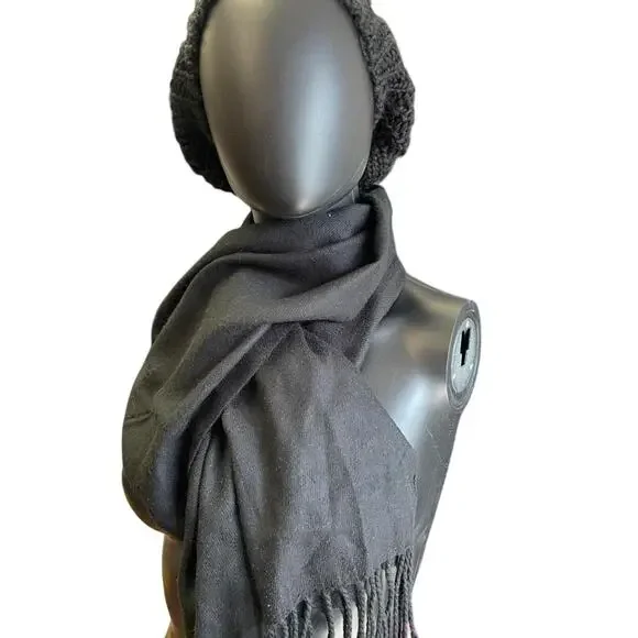Black knit scarf and beanie