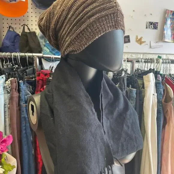 Black and brown scarf and hat