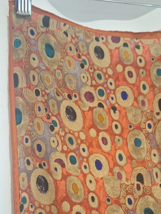 Kilmt Print Silky Long Scarf