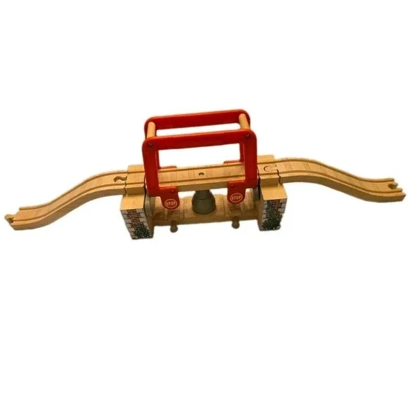 Suddery Swing Bridge & Ascending Track Thomas & Friends Wooden Railway LC99386