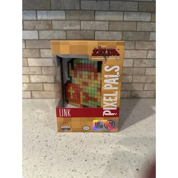 Brand‎ new never opened 8 bit green link pixel pals bj