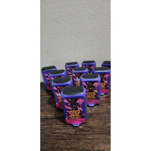 10 Brand New SBZ Screen Breakz Khaby Tac Classic Golden Delivery Collectable