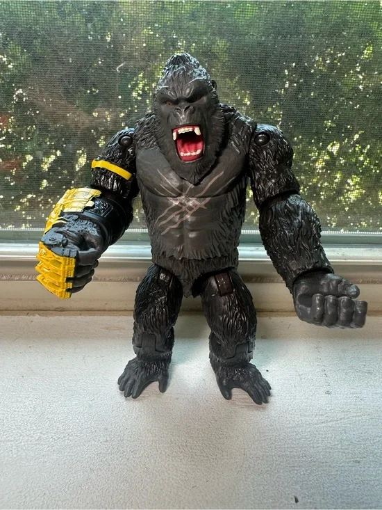 Poseable king kong beast Action Figure with Yellow glove X Kong the new empire