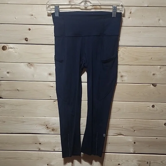 Lululemon Swift Speed Tights Size 4 inseam  12in
