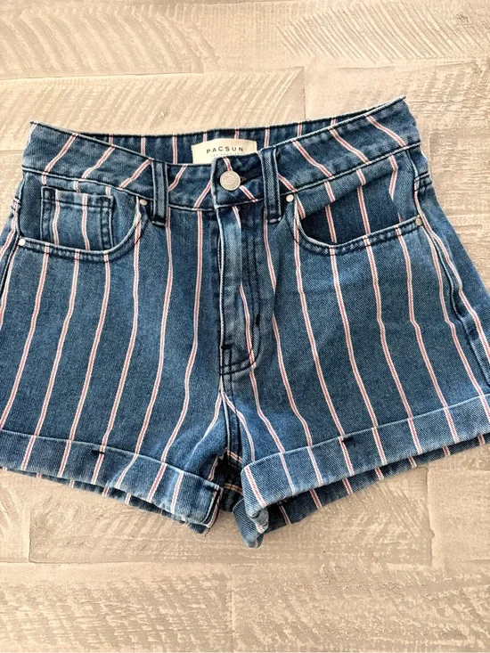 PacSun Red and White Striped High-Rise Denim Shorts size 24