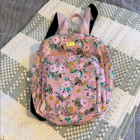 Luv Betsy by Betsey Johnson book bag 🐝🩷