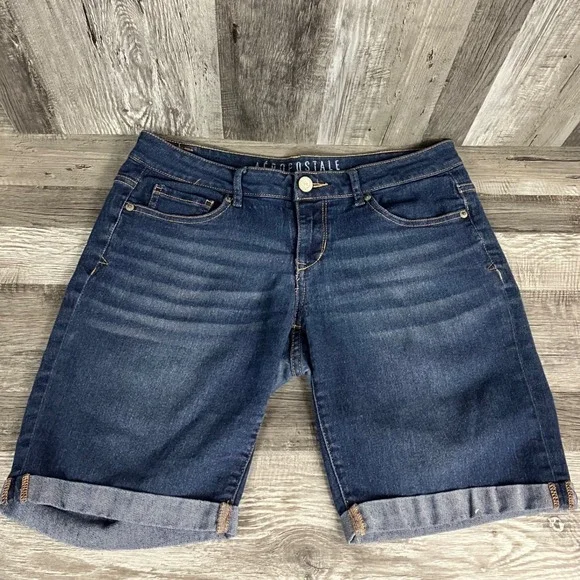 Aeropostale Womens Dark Wash Denim Bermuda Shorts Cuffed Mid Rise Size 6 Stretch