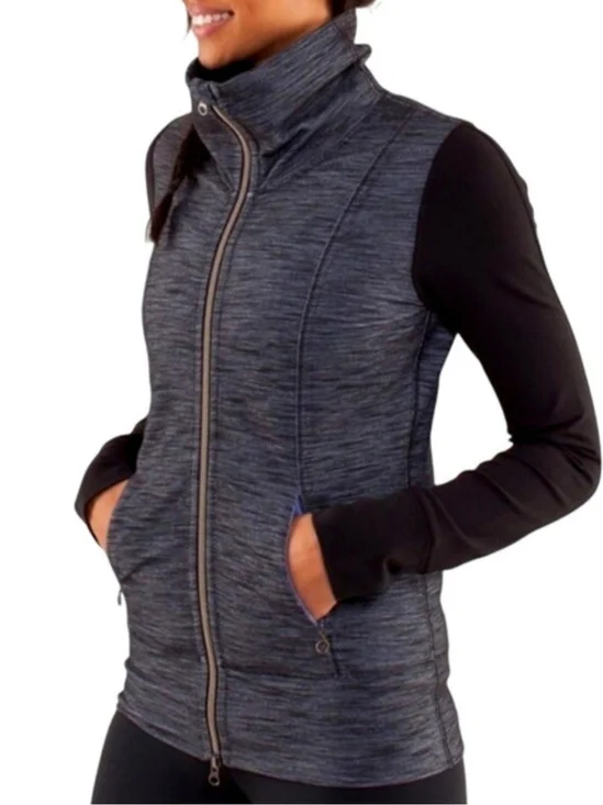 lululemon 💎athletica Heathered Slate Body with Black Sleeves Zip Jacket