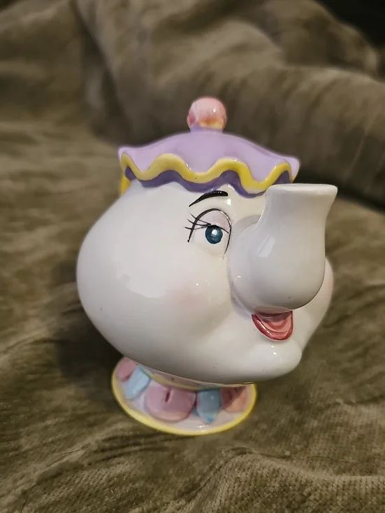 VTG Disney Taiwan Beauty & the Beast ~ Mrs. Potts Teapot Figurine Porcelain