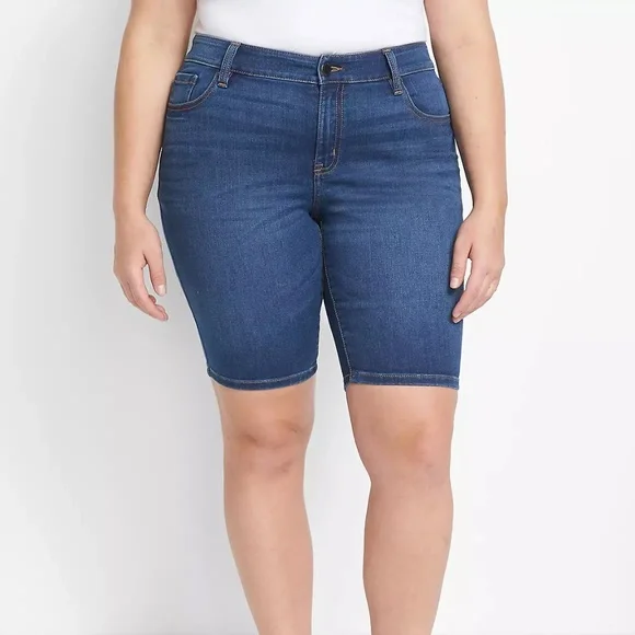 NEW Lane Bryant Dark Blue Jean  Signature Fit Denim Bermuda Short - Dark Wash 14