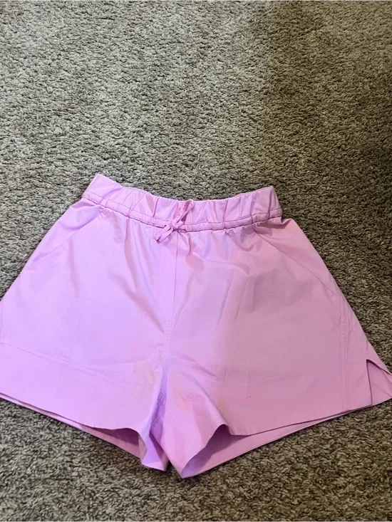 lululemon athletica Light Pink Elastic Drawcord Athletic Shorts