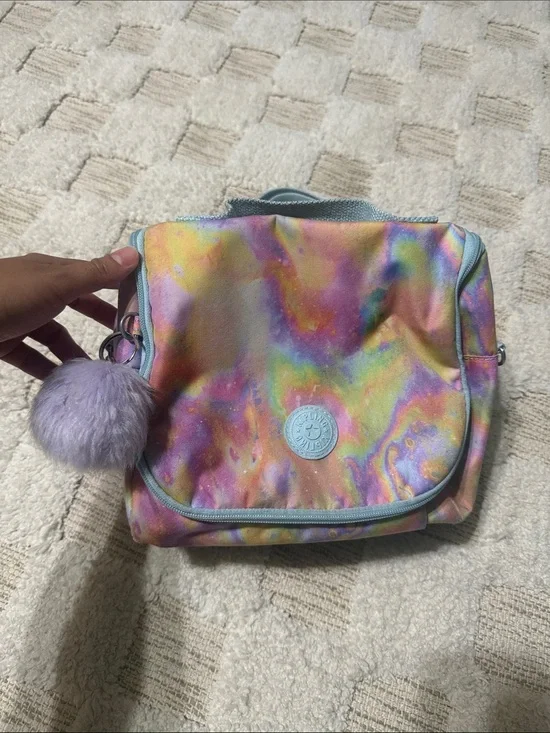 Kipling Pastel Rainbow Tie-Dye Kids lunch box with Lavender Pom Pom