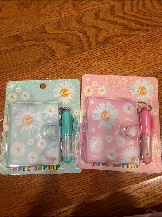 Cute Daisy Kids Mini Notebook with Pen Keychain - Pink and Mint