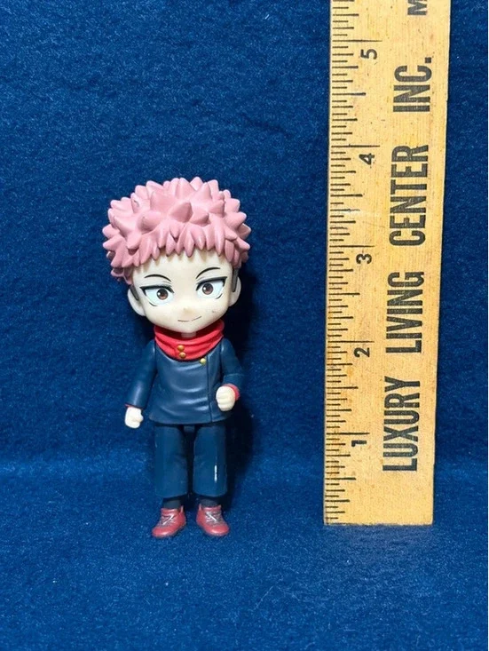 Bandai Figuarts Mini Yuji Itadori Figure