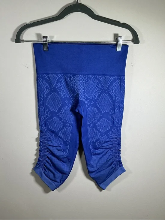 Lululemon Blue Cropped Leggings Ruched Hem Size 6 (Estimated)