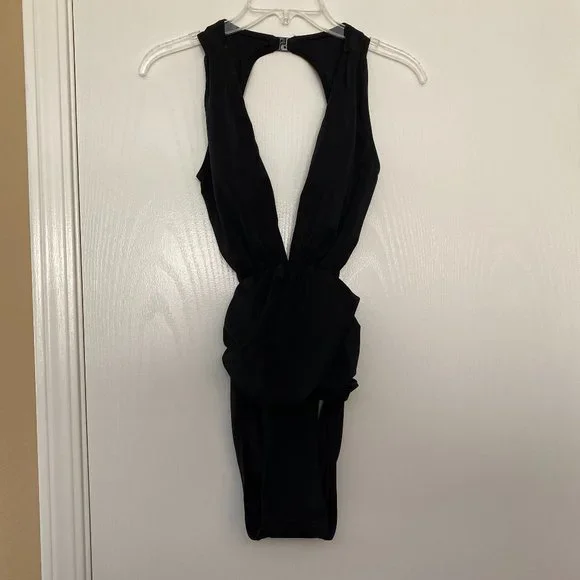 NEW oye swimwear plunge one piece swimsuit