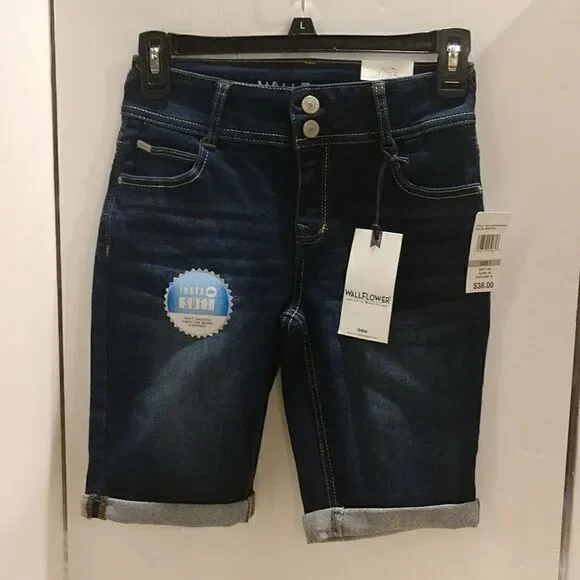 New Bermuda Length Long Jean Shorts Size  25 / 1