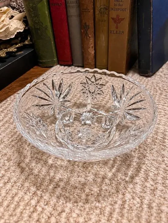 Vintage - Anchor Hocking Glass Footed Bowl