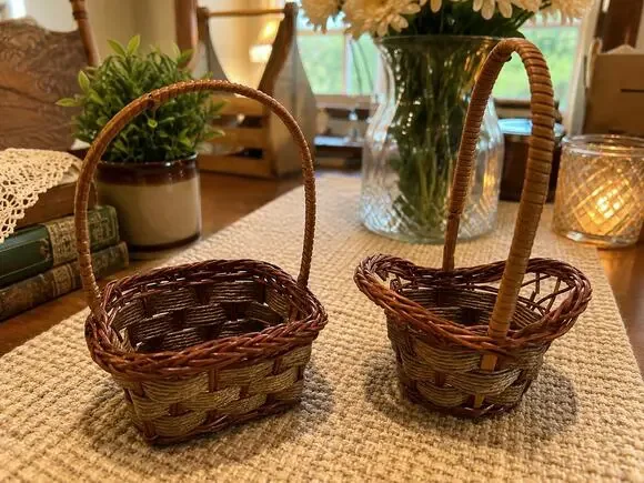 Set of 2 Miniature Baskets - Wood
