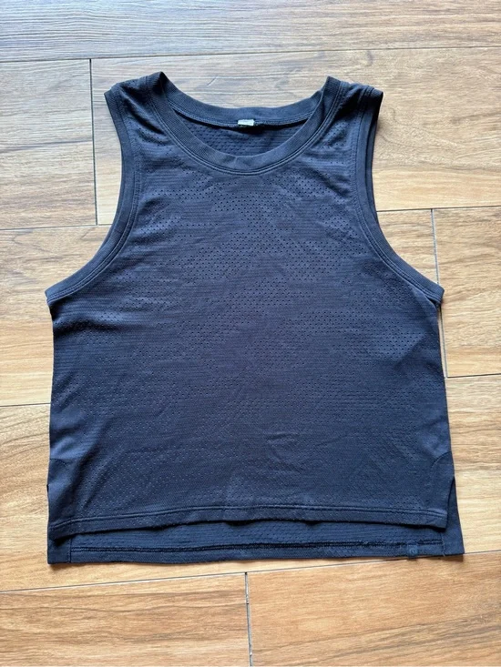 Lululemon Black Seamless Mesh Tank Top Women’s size XS/S